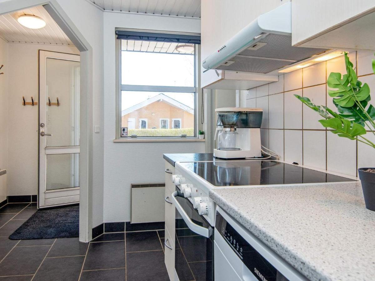 10 Person Holiday Home In Juelsminde Sonderby  Exteriér fotografie